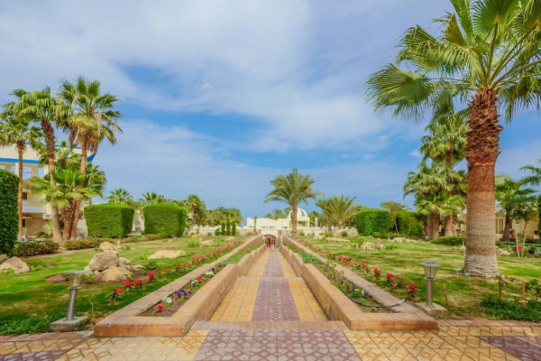 Egipat, Hurghada - Hotel Empire Beach Aqua Resort 3*